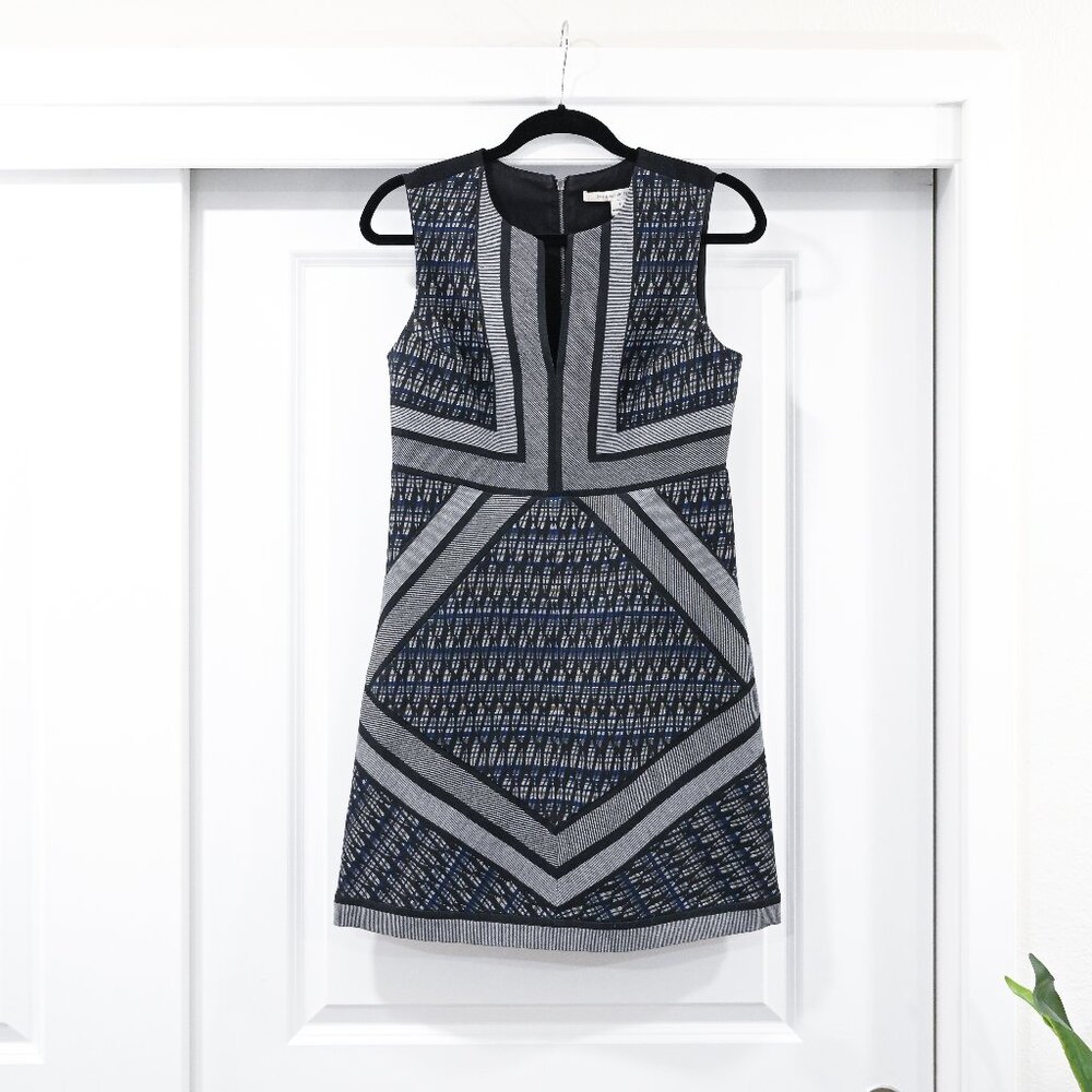 Diane Von Furstenberg Size 6 Textured Amanda Dress